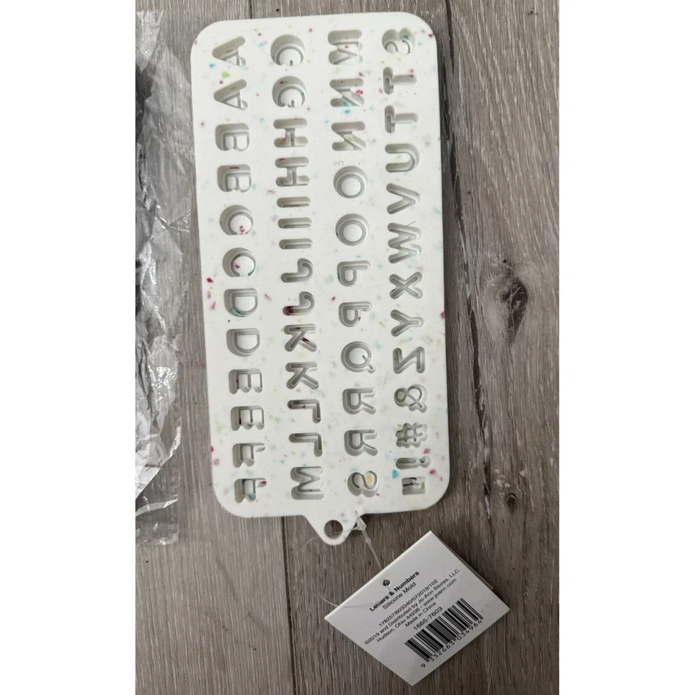 N/A both molds
